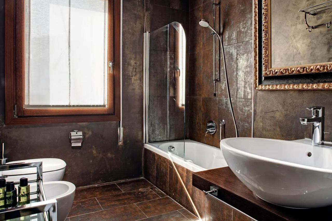 B&B Bloom Settimo Cielo Venice 3*,  Italy