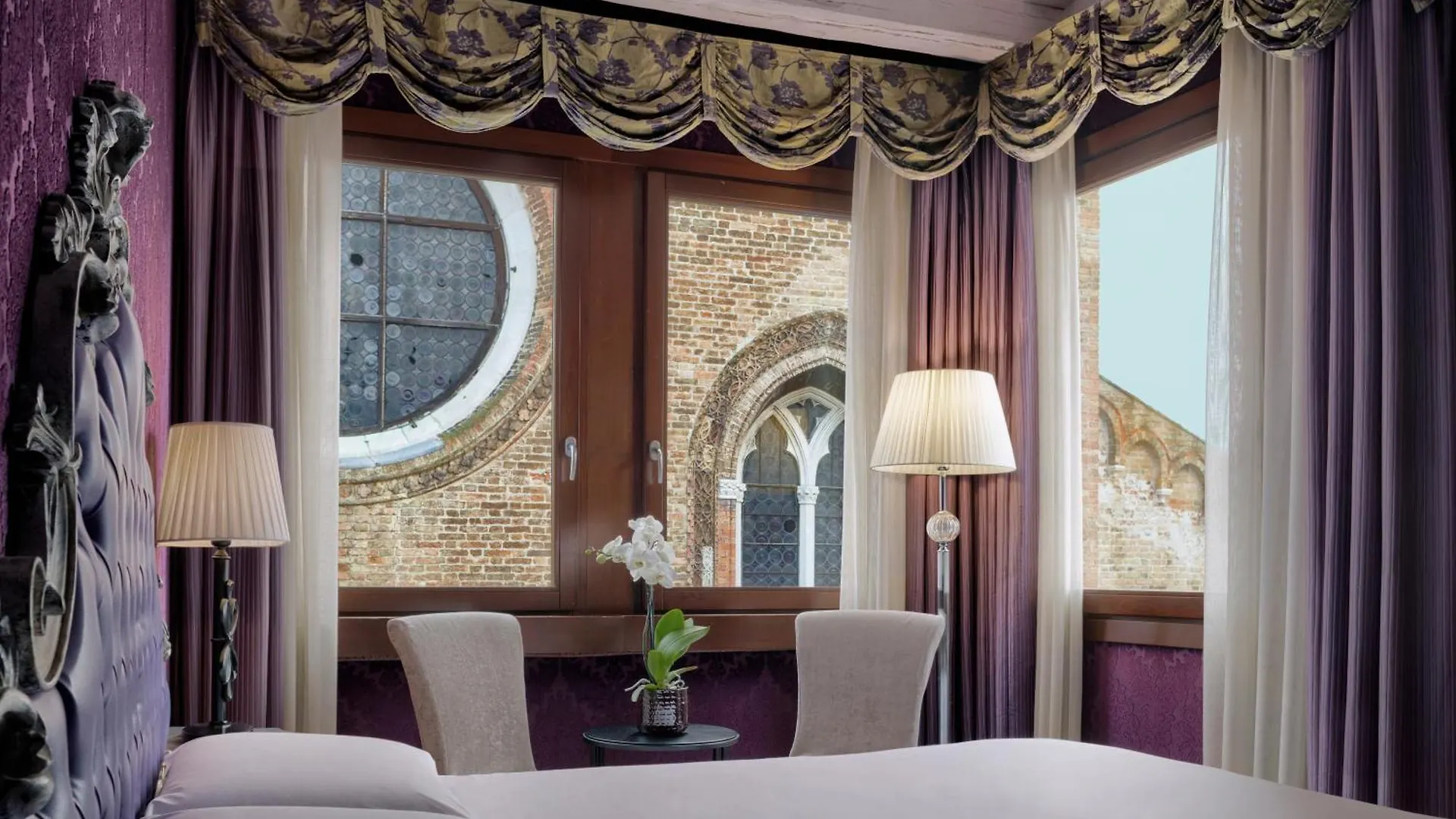 *** Bed & Breakfast B&B Bloom Settimo Cielo Venice Italy