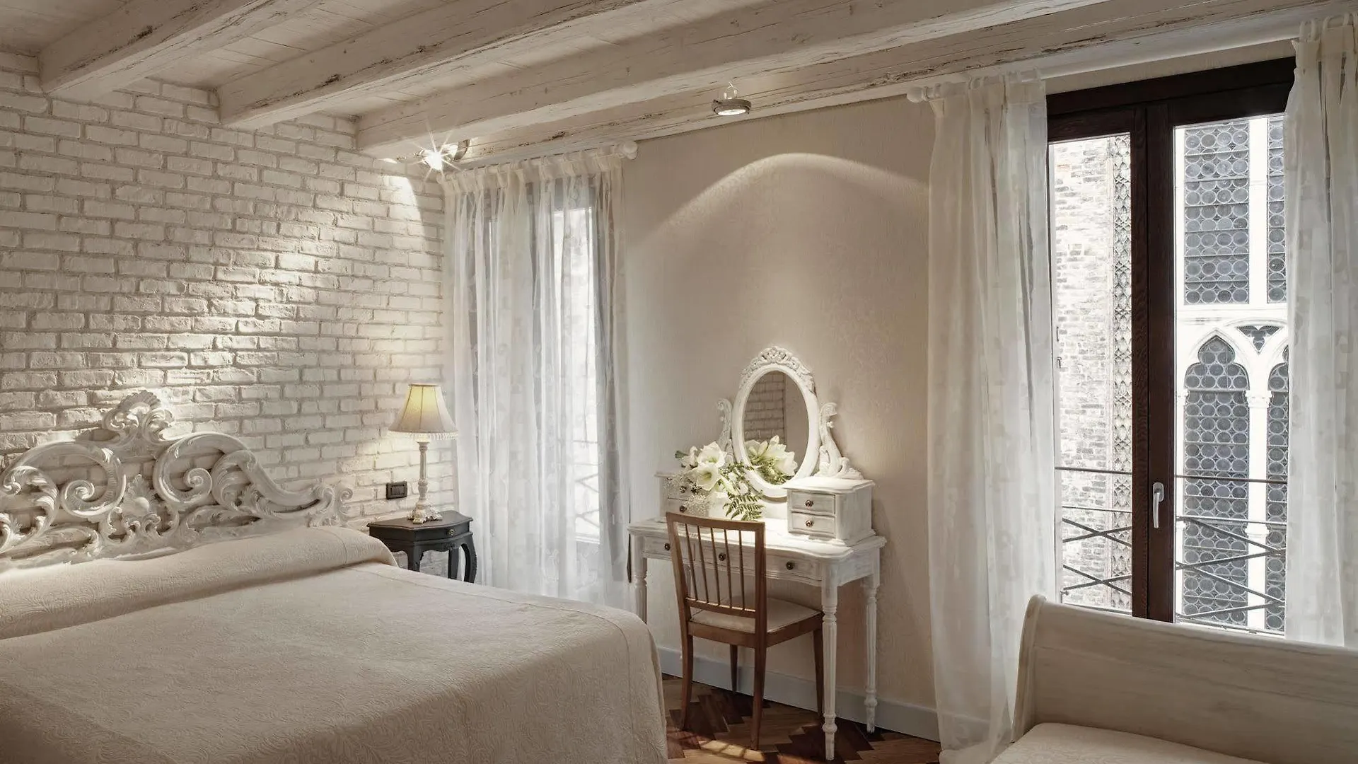 *** Alojamento de Acomodação e Pequeno-almoço B&B Bloom Settimo Cielo Veneza Itália